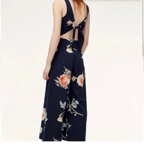 Wilfred Aritzia Sz 10 Ecoulement Floral Navy Romper Jumpsuit Zip BackTie Pocket - Picture 2 of 13